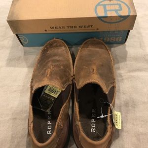 Roper little kids Buzzy brand new size 3